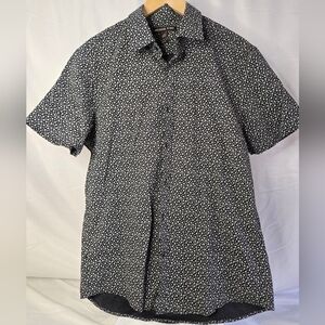 Michael Kors Men’s Slim Fit Short Sleeve Shirt Size Large NWOT